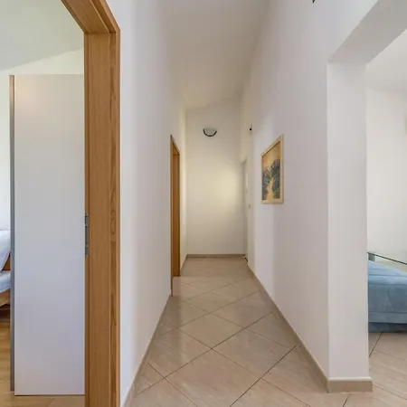 Sans Souci Apartment *