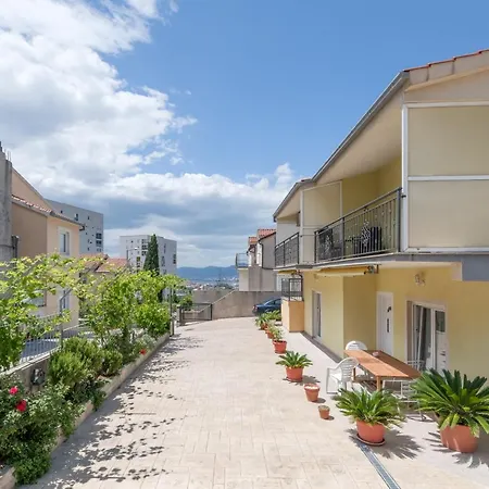 Sans Souci Apartment